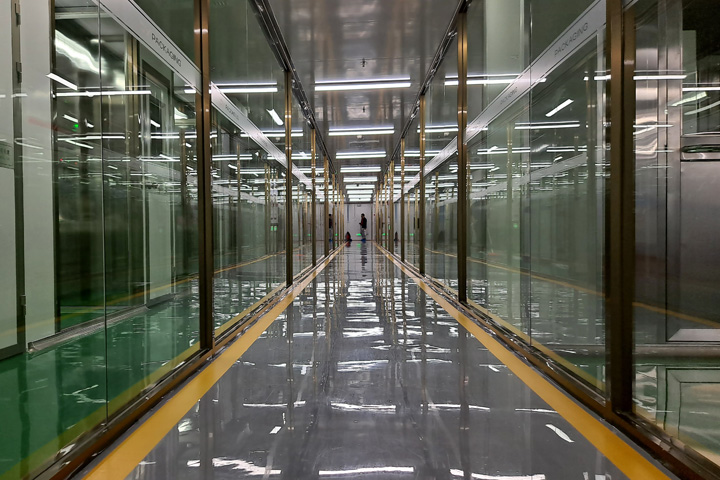 無(wú)塵噴涂車(chē)間